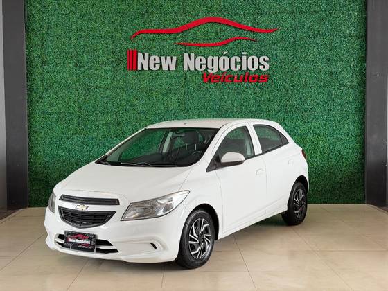 CHEVROLET ONIX 1.0 MPFI JOY 8V FLEX 4P MANUAL CHEVROLET ONIX 1.0 MPFI JOY 8V FLEX 4P MANUAL